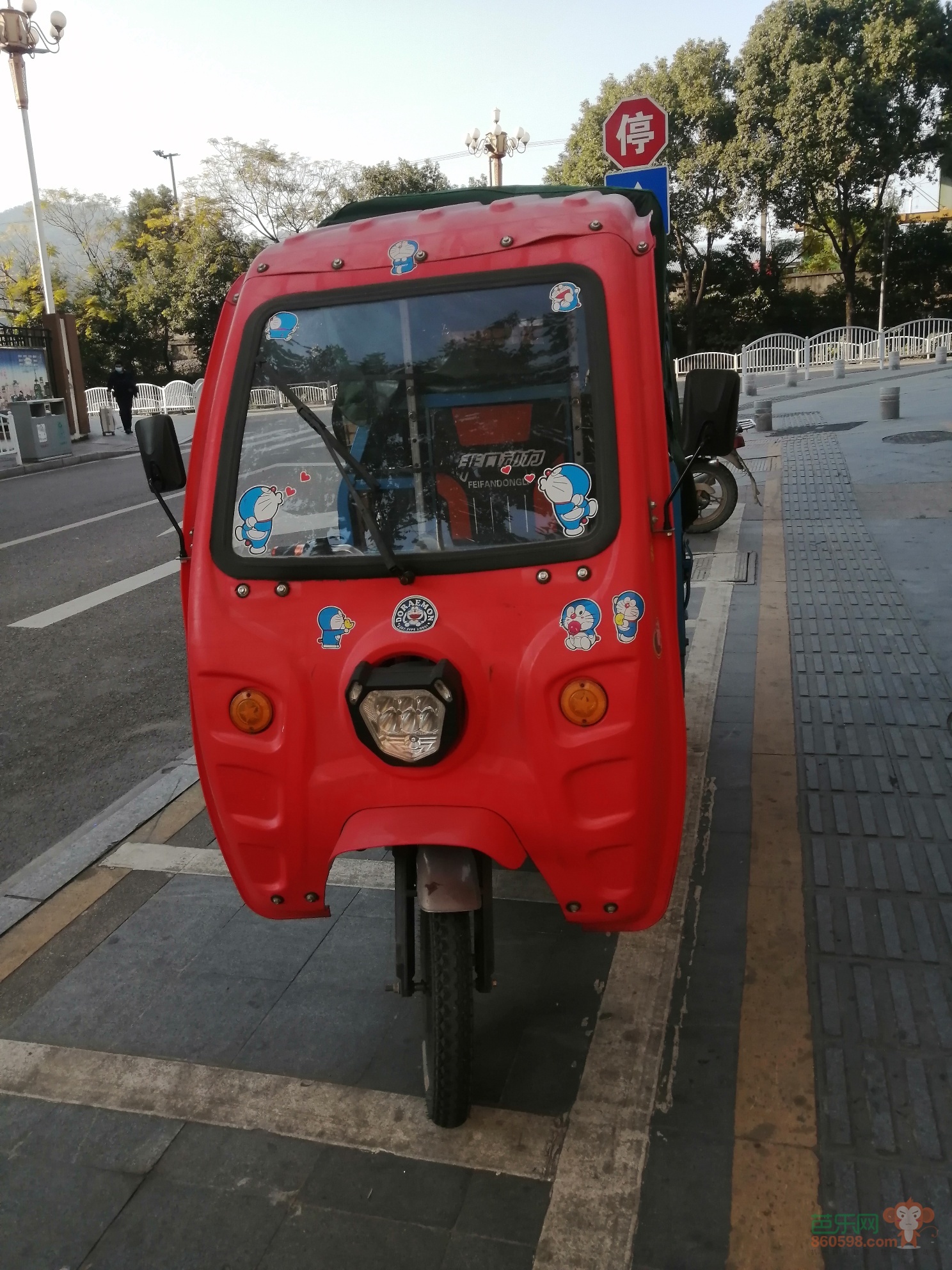 三轮车,电动三轮车,很新,出售